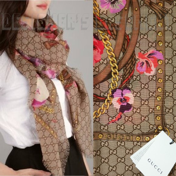 Gucci Accessories - GUCCI pink Oshibana Flowers PANSHIE GG gold Chains giant 53"-square wool scarf🎁